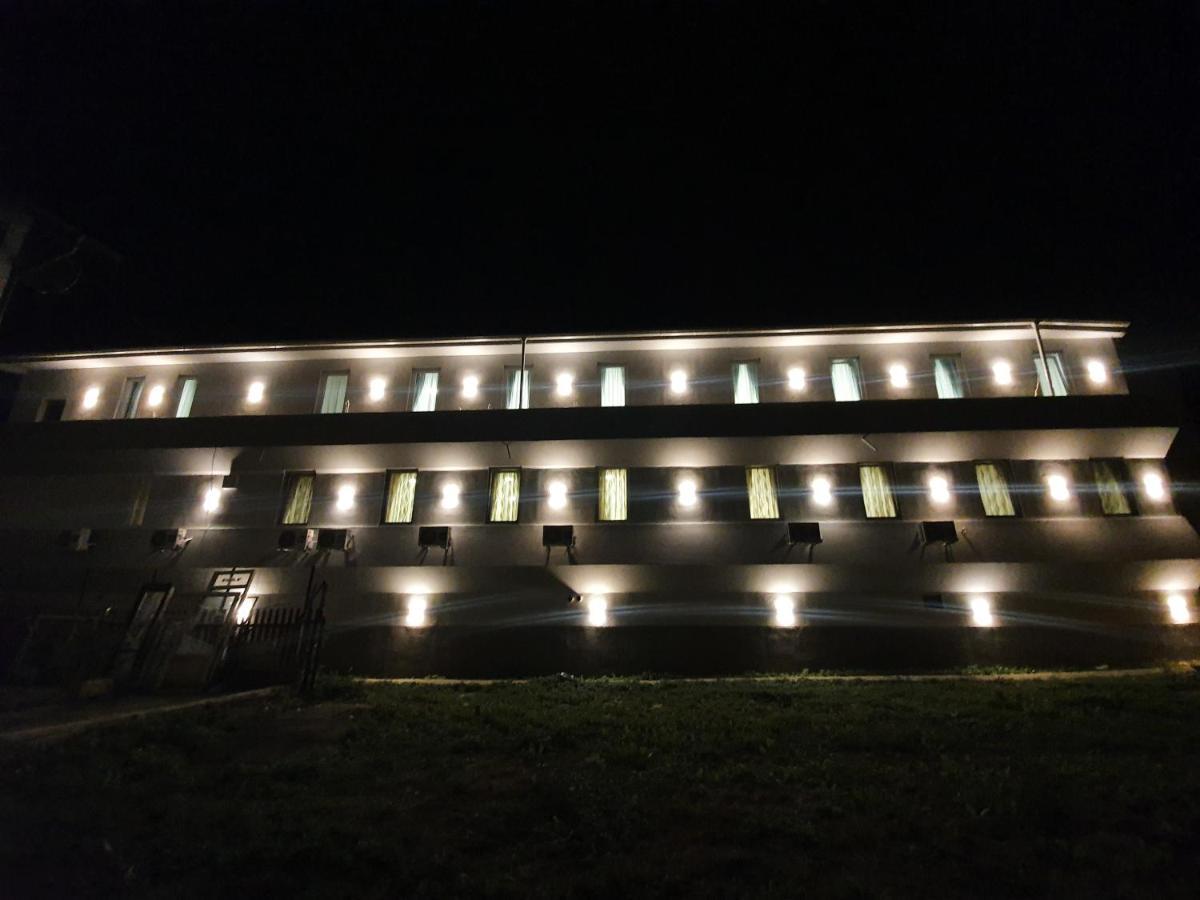 Wellness&Spa Hotel Astorya Баня Лука Екстериор снимка