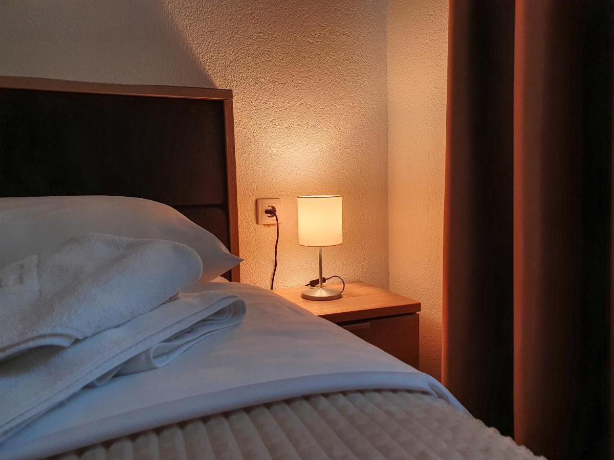 Wellness&Spa Hotel Astorya Баня Лука Екстериор снимка
