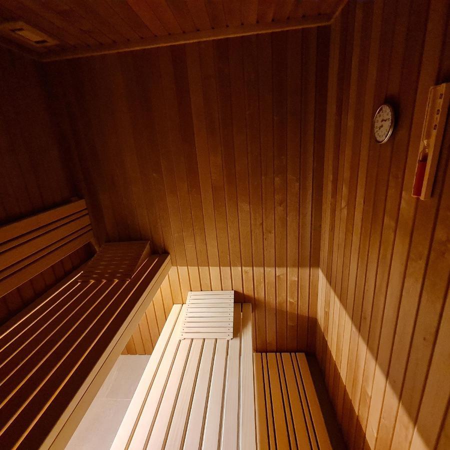 Wellness&Spa Hotel Astorya Баня Лука Екстериор снимка