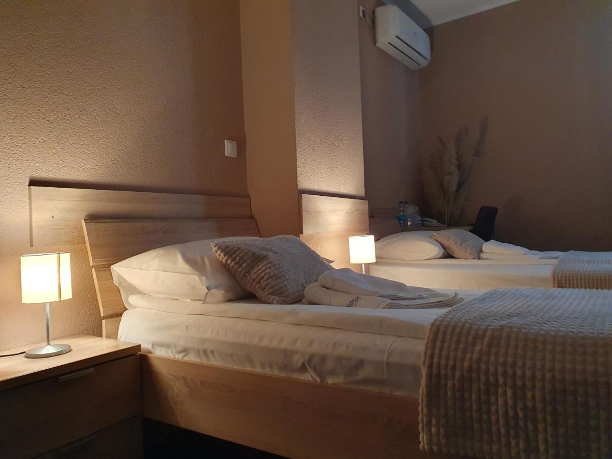 Wellness&Spa Hotel Astorya Баня Лука Екстериор снимка