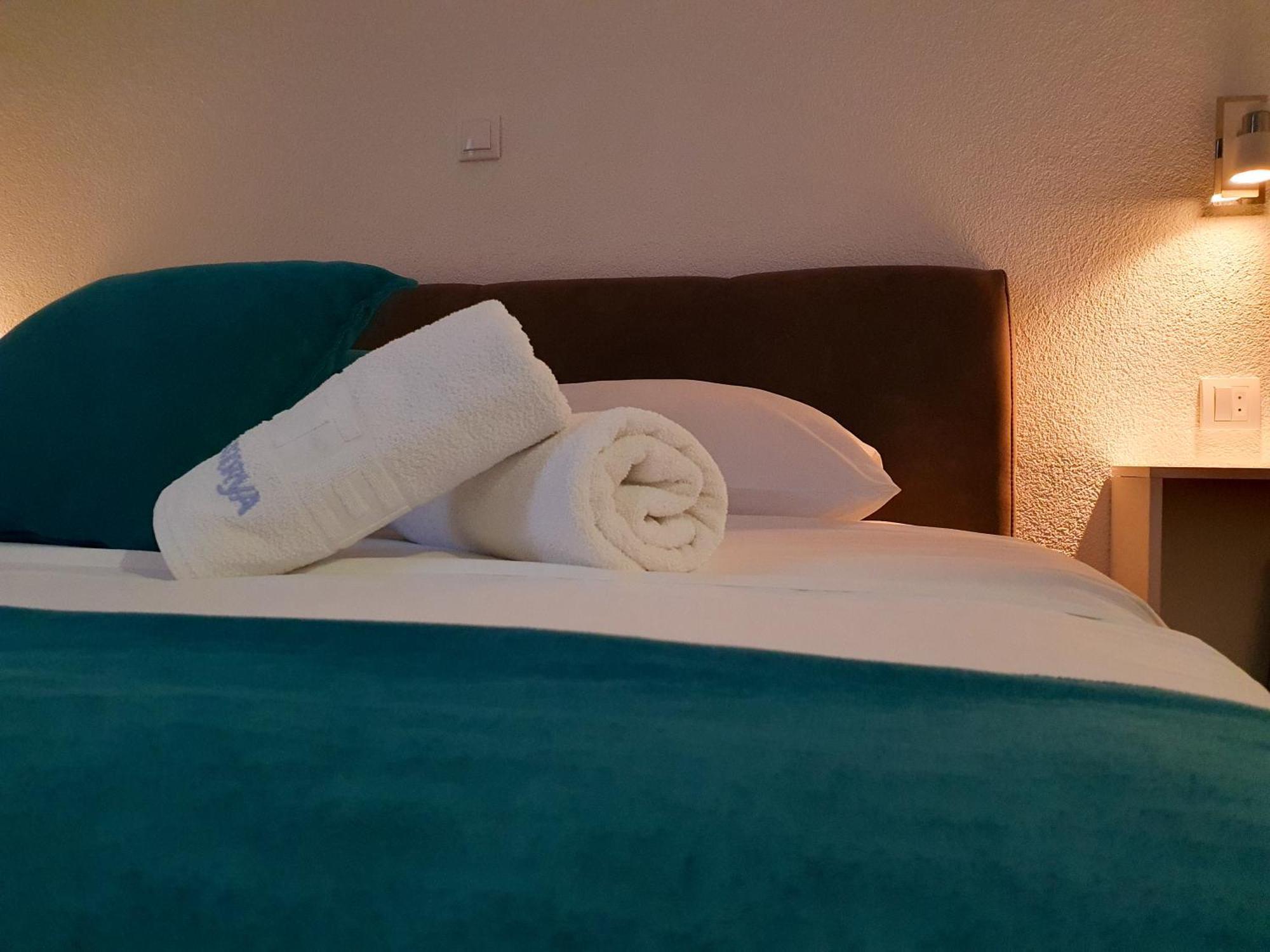 Wellness&Spa Hotel Astorya Баня Лука Екстериор снимка
